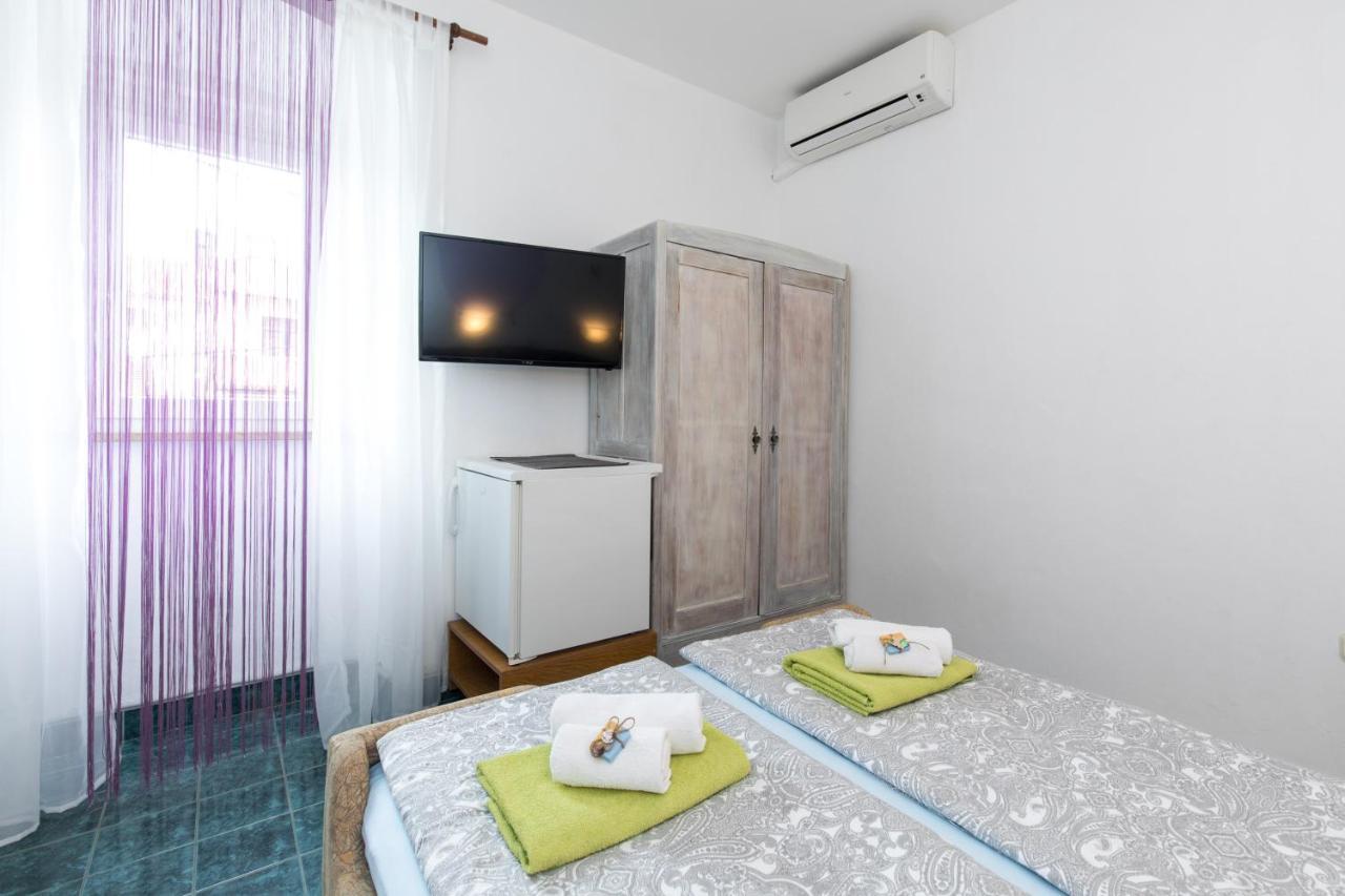 Hotel Pape Punat Extérieur photo