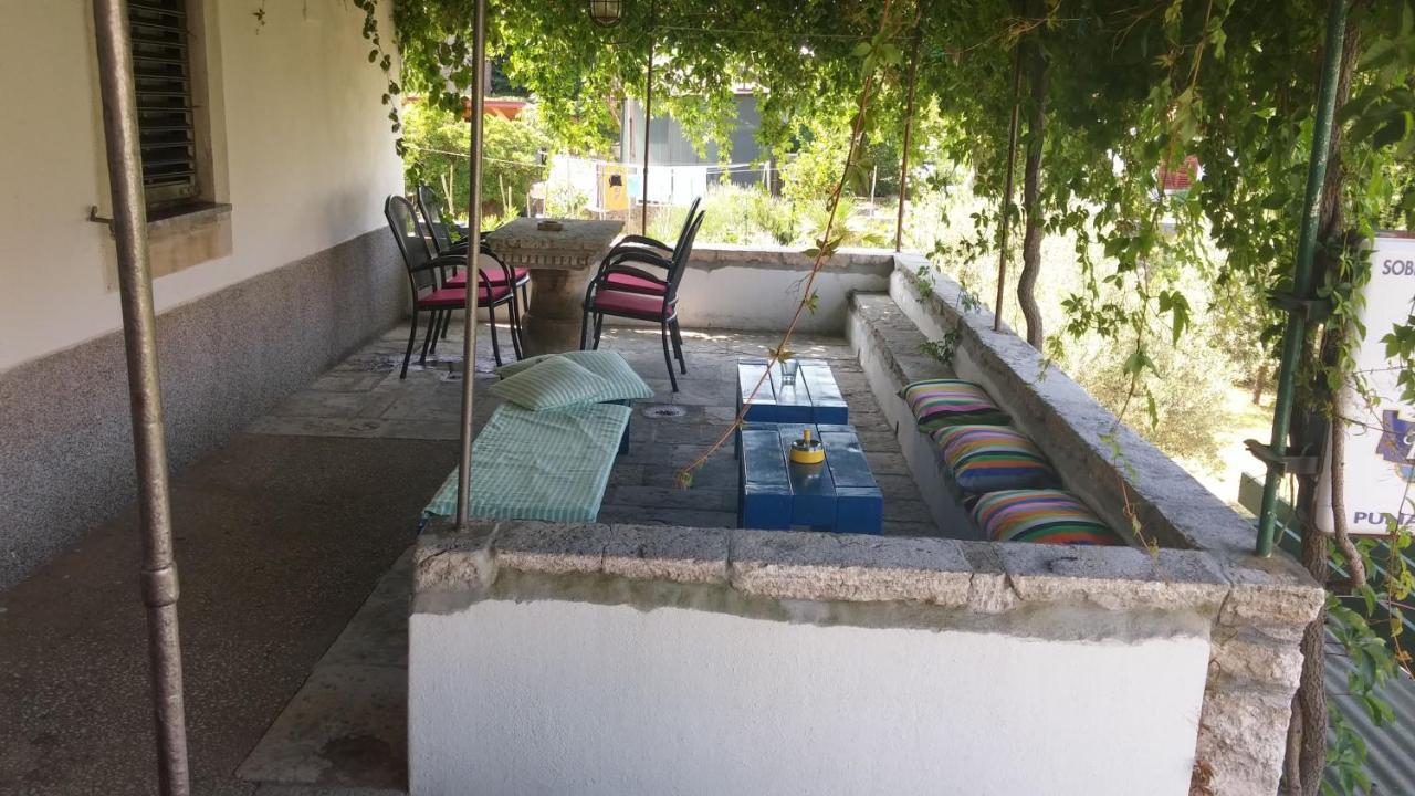 Hotel Pape Punat Extérieur photo
