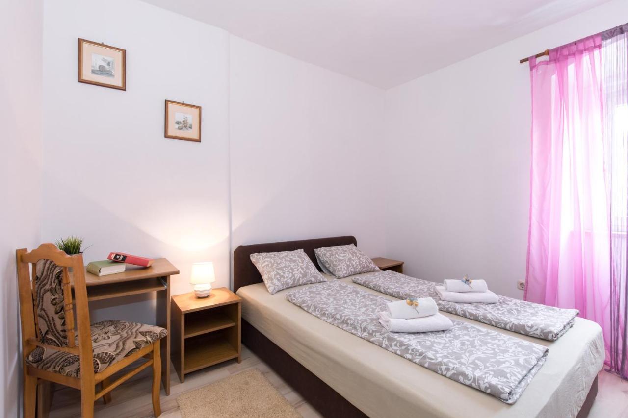 Hotel Pape Punat Extérieur photo